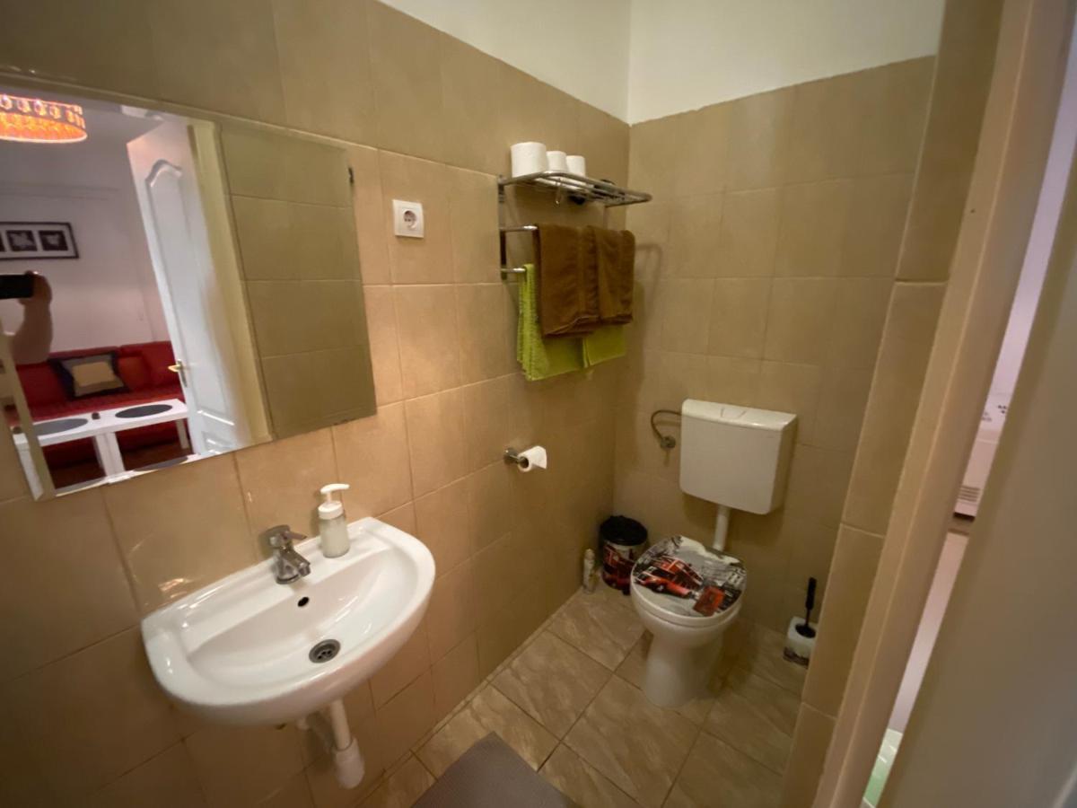 Monolit Budapest Center Guesthouse المظهر الخارجي الصورة